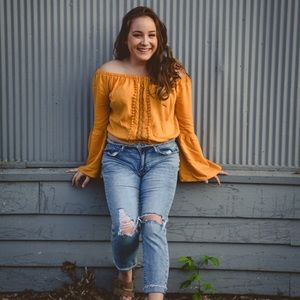 Meet your Posher, Sami